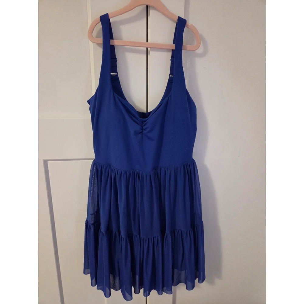 Blogilates women's dress size medium